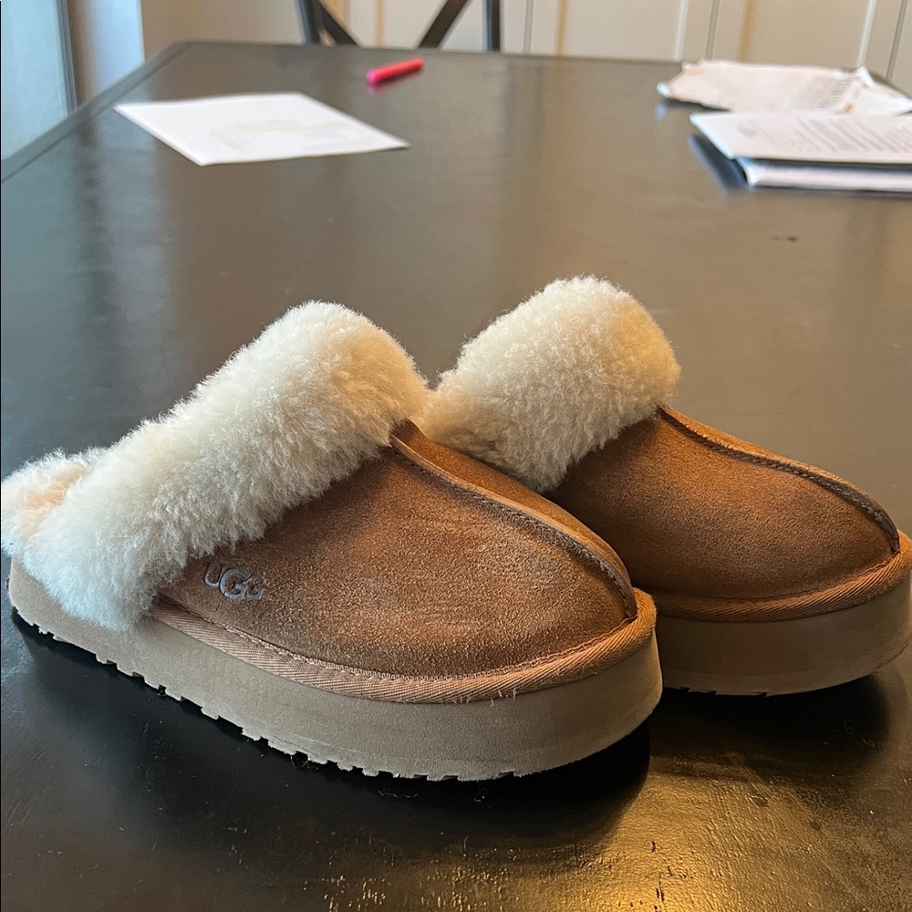 Womens used Ugg suede slippers.  Size7.